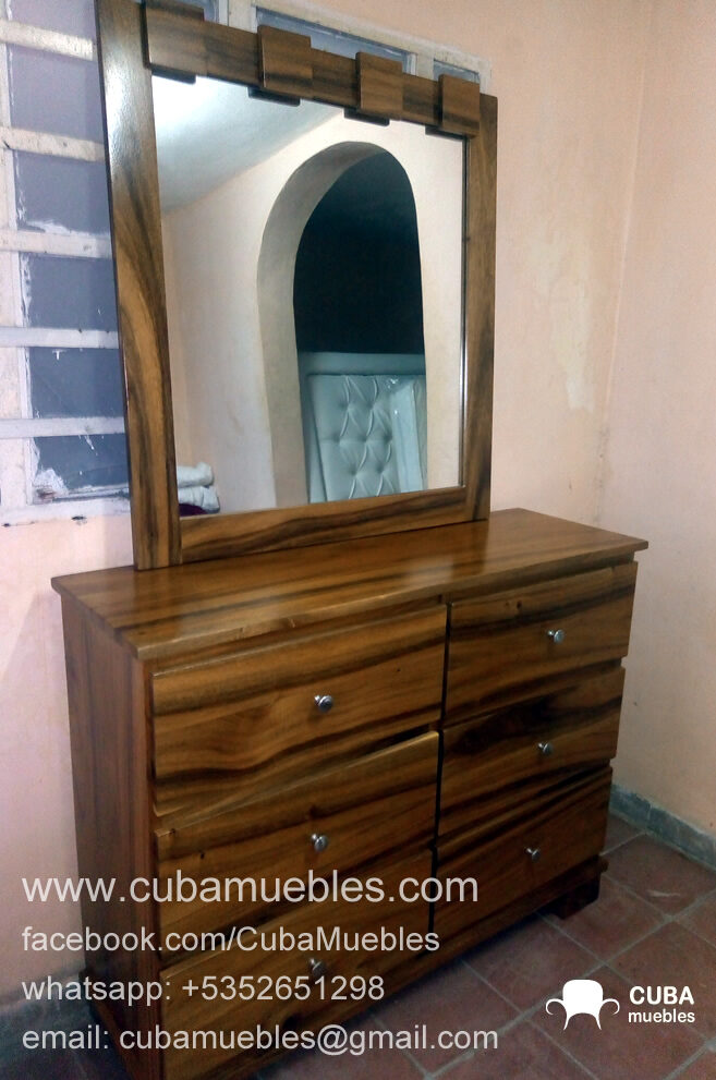 Comoda de Madera con Espejo - Minimalistas